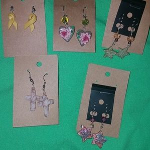 5 pair of earrings